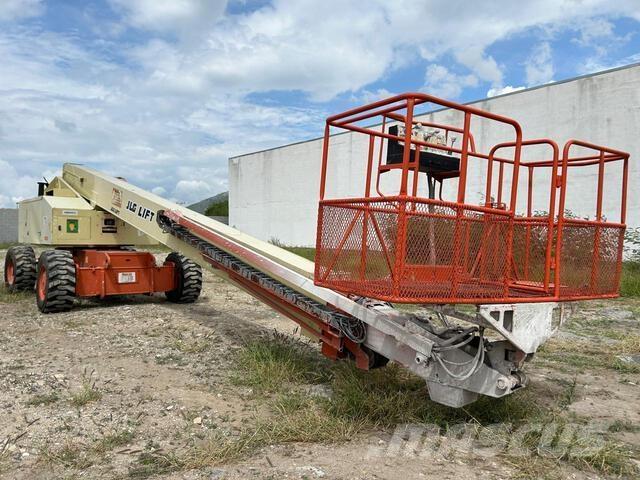 JLG 110HX Телескопични повдигачи

