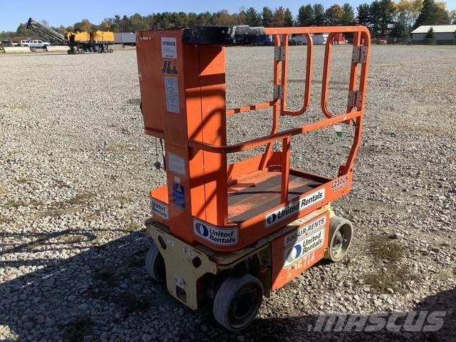 JLG 1230ES Вертикални мачтови повдигачи
