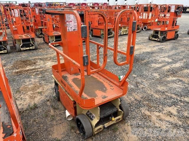 JLG 1230ES Вертикални мачтови повдигачи

