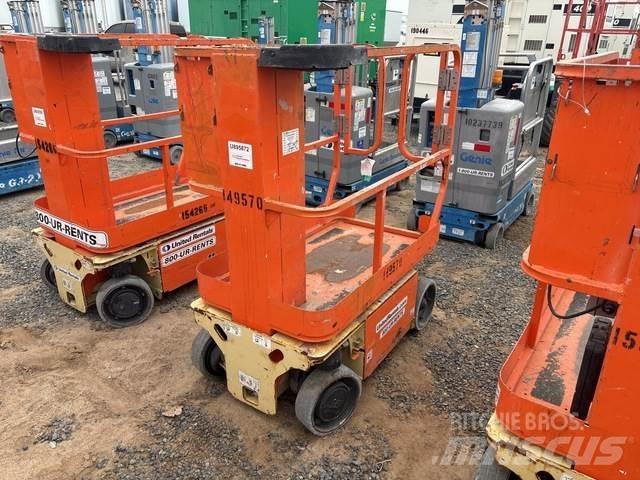 JLG 1230ES Вертикални мачтови повдигачи
