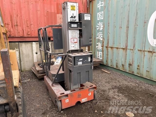 JLG 12SP Вертикални мачтови повдигачи

