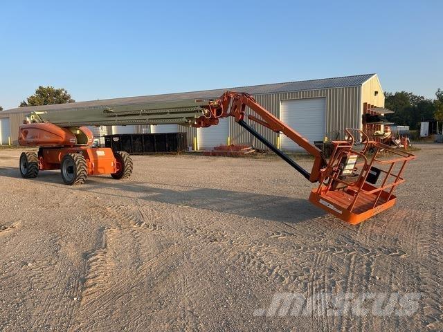 JLG 1350SJP Телескопични повдигачи
