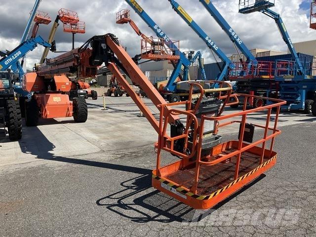 JLG 1350SJP Телескопични повдигачи
