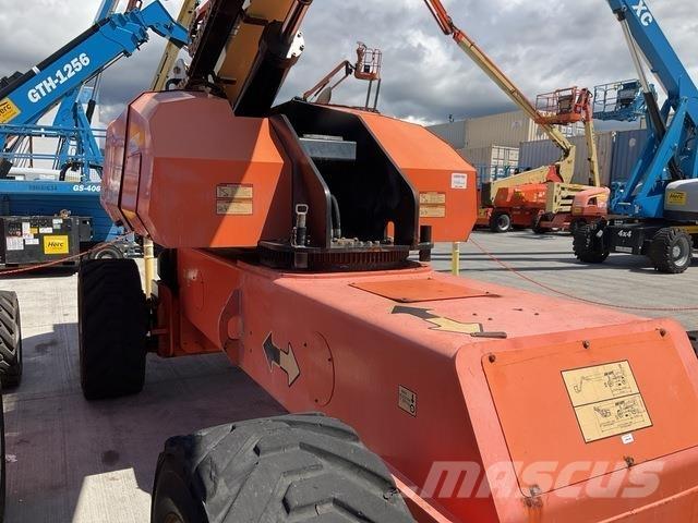 JLG 1350SJP Телескопични повдигачи
