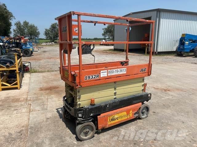 JLG 1932R Ножични работни платформи