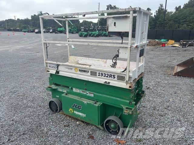 JLG 1932RS Ножични работни платформи