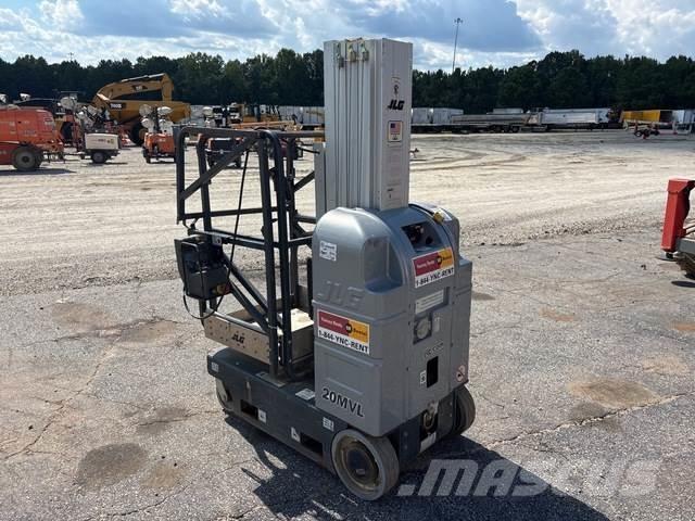 JLG 20MVL Вертикални мачтови повдигачи
