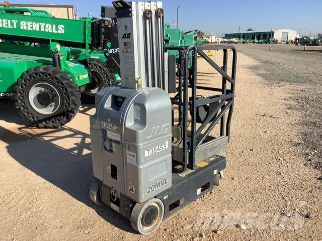 JLG 20MVL Вертикални мачтови повдигачи
