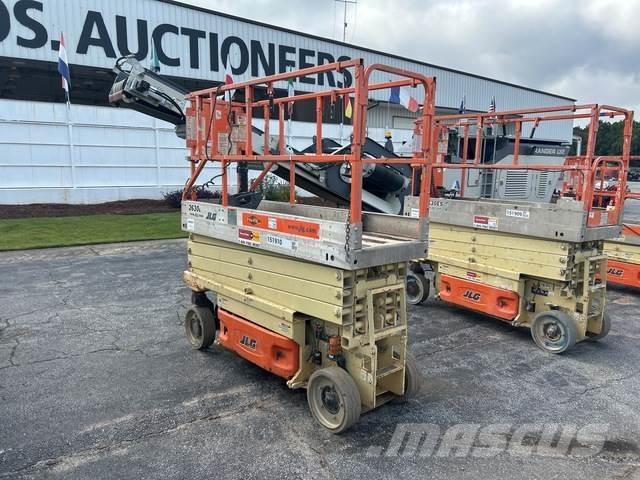 JLG 2630ES Ножични работни платформи