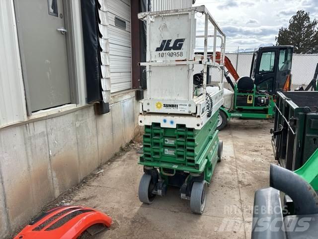 JLG 2632ES Ножични работни платформи