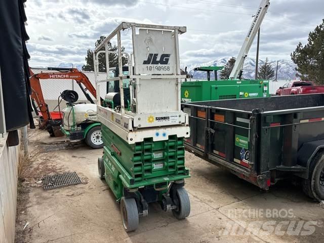 JLG 2632ES Ножични работни платформи