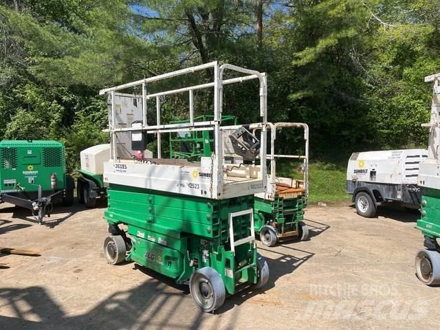 JLG 2632ES Ножични работни платформи