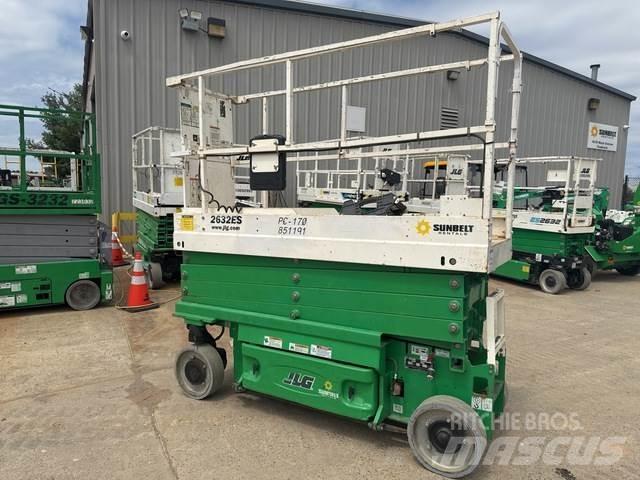 JLG 2632ES Ножични работни платформи