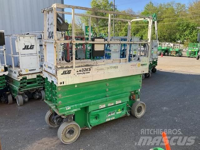 JLG 2632ES Ножични работни платформи