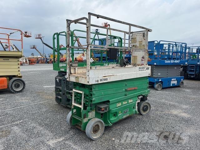 JLG 2632ES Ножични работни платформи