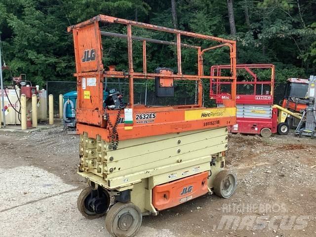 JLG 2632ES Ножични работни платформи