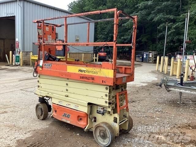 JLG 2632ES Ножични работни платформи