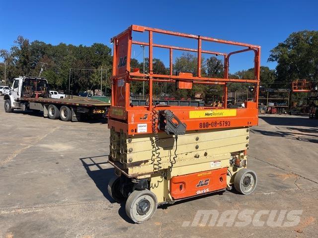 JLG 2632ES Ножични работни платформи