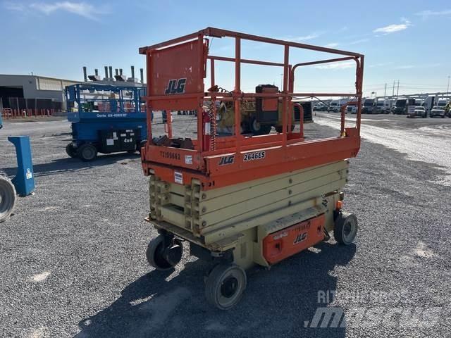 JLG 2646ES Ножични работни платформи