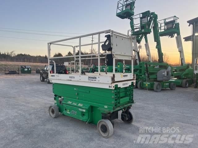 JLG 2646ES Ножични работни платформи
