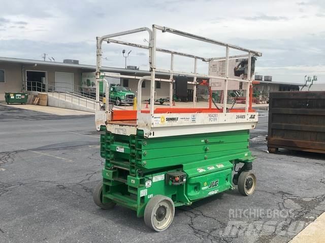 JLG 2646ES Ножични работни платформи