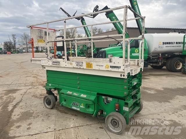 JLG 2646ES Ножични работни платформи