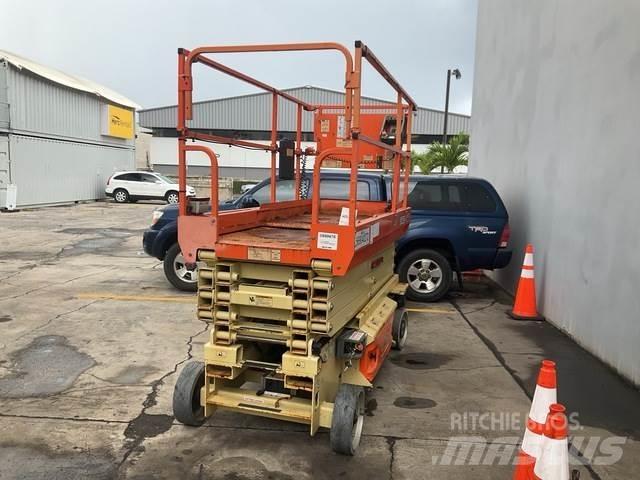 JLG 2646ES Ножични работни платформи