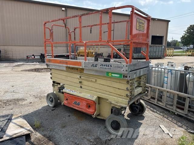 JLG 2646ES Ножични работни платформи