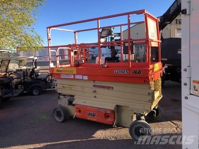 JLG 3246ES Ножични работни платформи