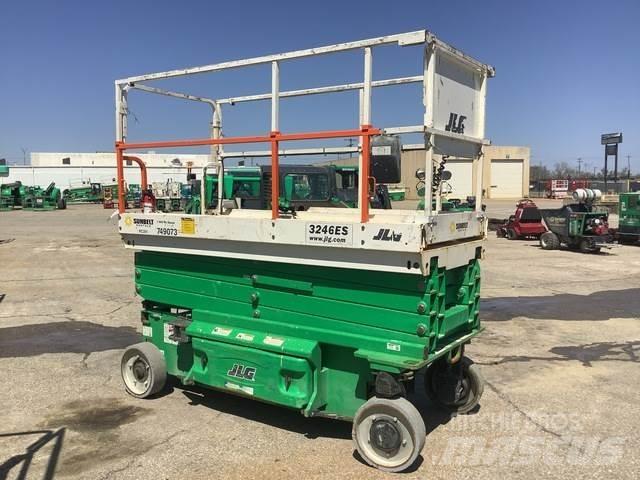 JLG 3246ES Ножични работни платформи