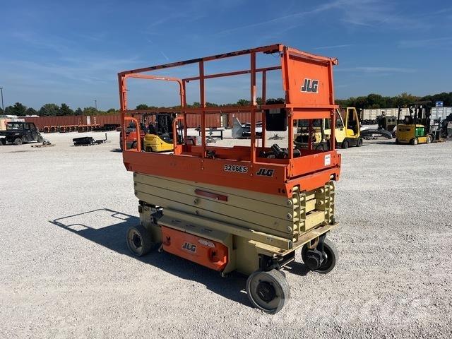 JLG 3246ES Ножични работни платформи