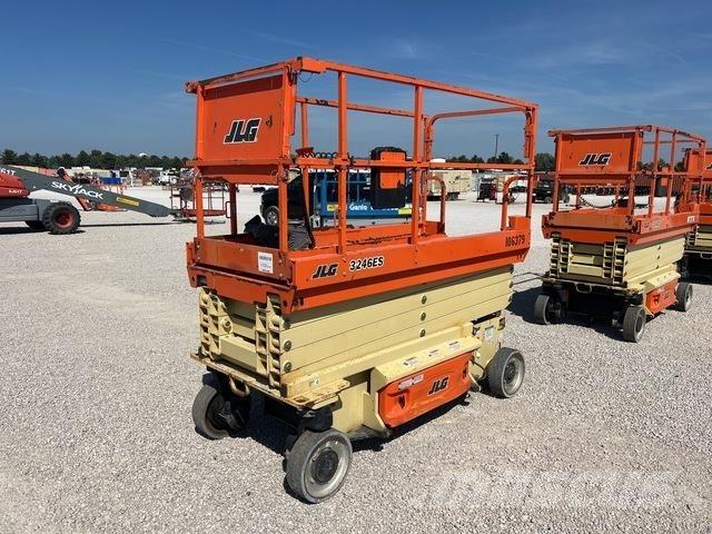JLG 3246ES Ножични работни платформи