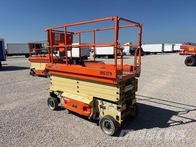 JLG 3246ES Ножични работни платформи