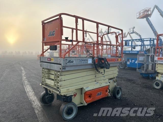 JLG 3246ES Ножични работни платформи