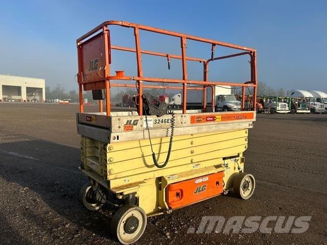 JLG 3246ES Ножични работни платформи