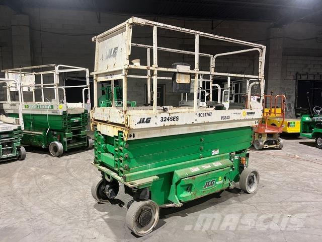 JLG 3246ES Ножични работни платформи