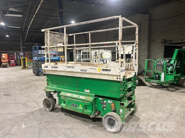 JLG 3246ES Ножични работни платформи