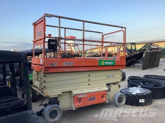 JLG 3246ES Ножични работни платформи