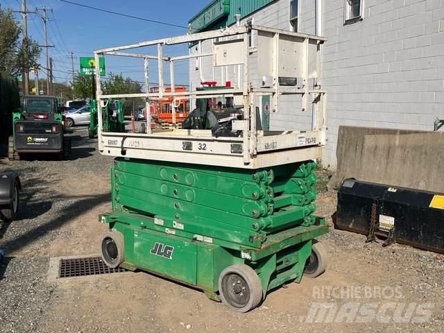 JLG 3248RS Ножични работни платформи
