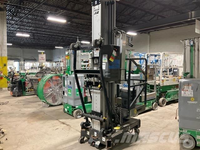JLG 36AM Вертикални мачтови повдигачи
