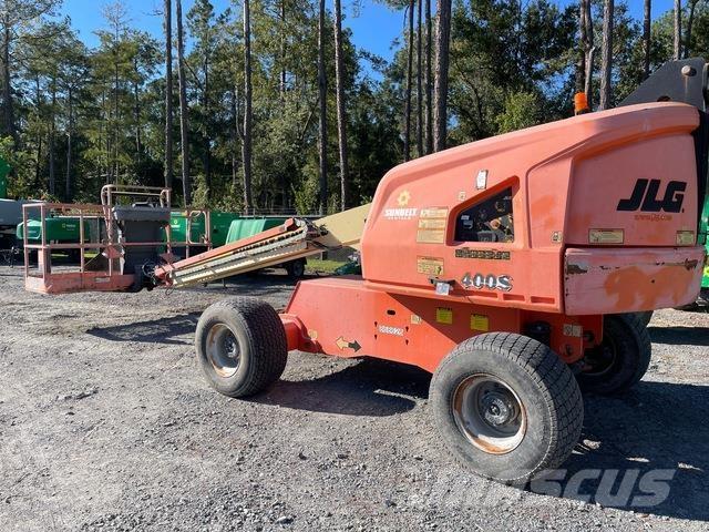 JLG 400S Телескопични повдигачи
