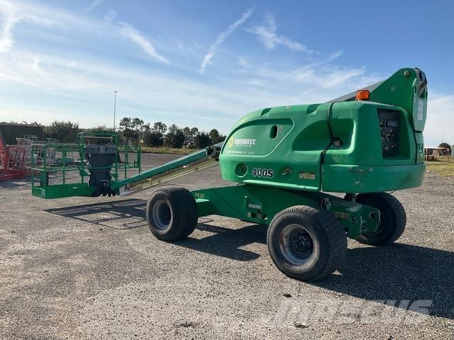 JLG 400S Телескопични повдигачи
