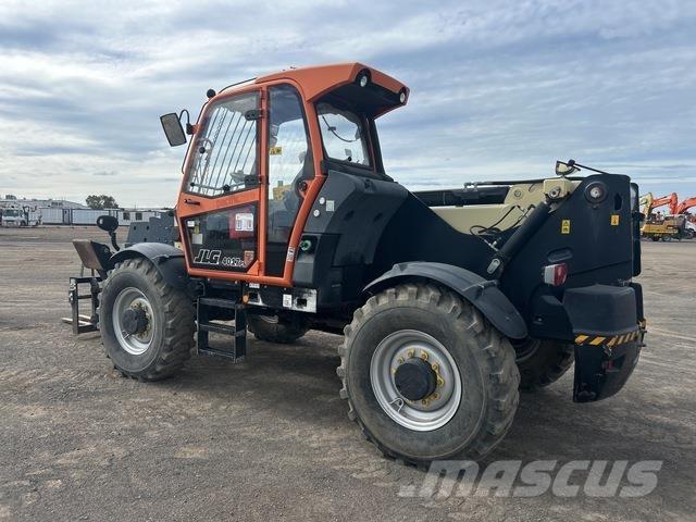 JLG 4017PS Телескопични товарачи