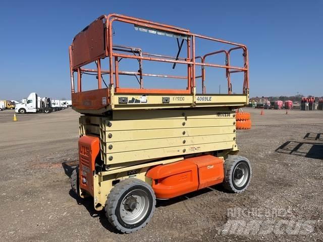 JLG 4069LE Ножични работни платформи