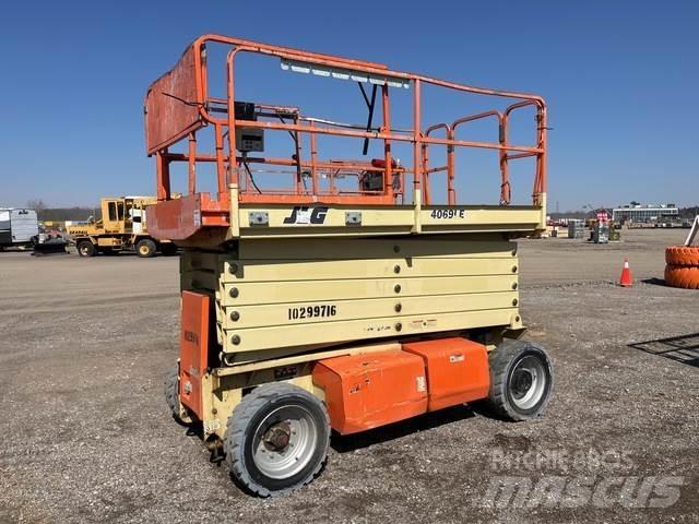JLG 4069LE Ножични работни платформи