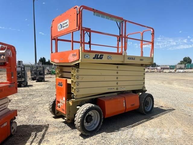 JLG 4069LE Ножични работни платформи