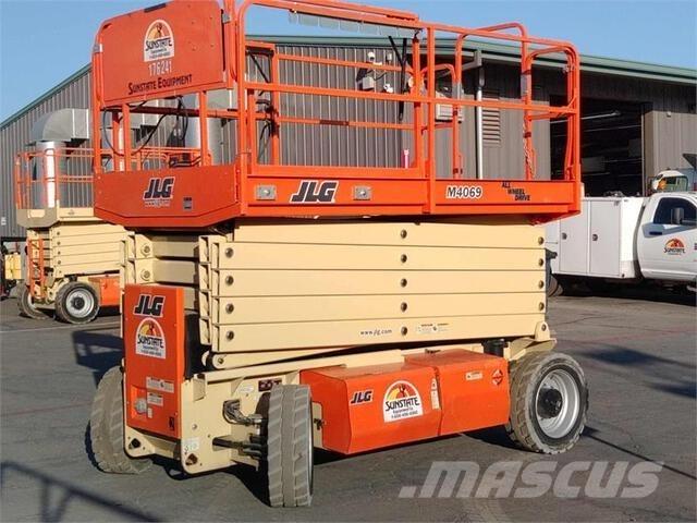 JLG 4069LE Ножични работни платформи