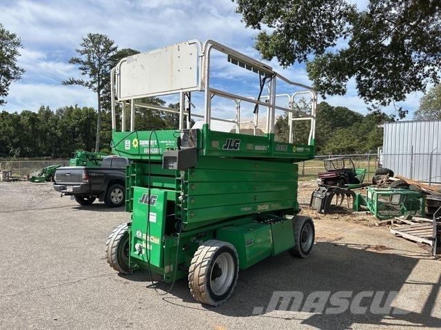 JLG 4069LE Ножични работни платформи