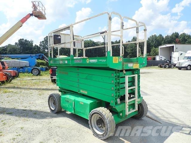JLG 4069LE Ножични работни платформи