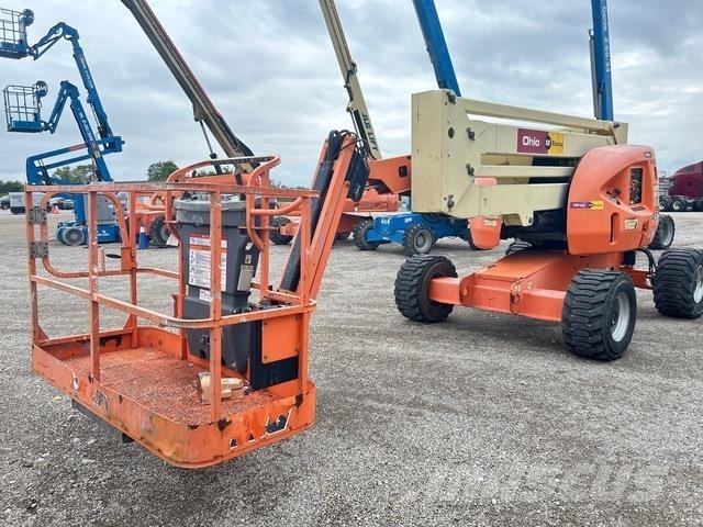 JLG 450AJ Съчленени стрелови подемници